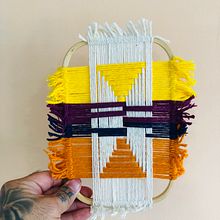 Meu projeto do curso: Trançado geométrico: do tingimento ao produto final Ein Projekt aus dem Bereich Erweiterungsentwicklung, Dekoration von Innenräumen, Weben, DIY, Textilfärbung, Weben, Textildesign und Design von Cleiton Fermino - 25.01.2024