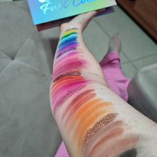 Meu projeto do curso: Introdução a técnicas de maquiagem profissional: "Em busca" Ein Projekt aus dem Bereich Kino, Video und TV, Kunstleitung, Modedesign, Modefotografie, Fotografie und Bildende Künste von Ana Beatriz Buoso Marcelino - 01.02.2024