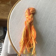 Mi proyecto del curso: Técnicas de bordado para crear peinados con volumen. Un proyecto de Diseño de complementos, Diseño de vestuario, Teoría del color, Diseño textil y Bordado de cristinasimon_98 - 02.02.2024