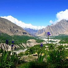 Imagine a journey that takes you to a land where time seems to stand still, where towering peaks kiss the sky, and where the warmth of local hospitality envelops you. . Un proyecto de Publicidad de know46813 - 05.02.2024