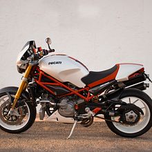 Ducati Monster S4RS. Un projet de Photographie de Marta Neon - 09.02.2024