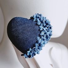 Denim Forget-Me-Not Heart Brooch. Textile Design, Fashion Design, Arts, and Crafts project by Svetlana Faulkner - 02.10.2024