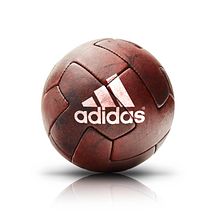Adidas RM . Advertising, Video, Video Editing, Color Correction, Film, Video, TV, Motion Graphics, Sound Design, Audiovisual Post-production, and Audio project by Javier Santías Olivares - 08.10.2021