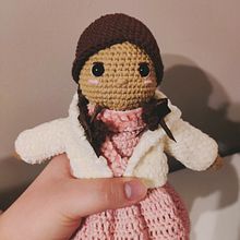 Mi proyecto del curso: Amigurumi: diseño de ropa, pelo y complementos. Projekt z dziedziny Craft, Projektowanie zabawek,  Tkactwo, Sz, dełkowanie, Amigurumi, Wzornictwo tekst i liów użytkownika Belén Ibáñez Parraguez - 13.02.2024