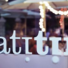 Tirati Tiriti. Een project van  Br, ing en identiteit y Grafisch ontwerp van Crece Agency - 13.02.2024