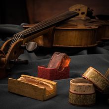 My project for course: Still-Life Photography: Create Dark and Moody Images. Un progetto di Fotografia di prodotti, Fotografia artistica e Fotografia gastronomica di Arvids Gurskis - 28.01.2024