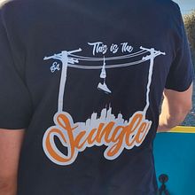 Bordados de prendas . % Ernesto Abad Núñez tarafından hazırlanan Tekstil Tasarımı projesi - 02.15.2024