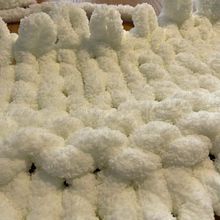 Mi proyecto del curso: Manta 170x180 de chenille blanco. Accessor, Design, Fashion Design, Fiber Arts, DIY, and Knitting project by marinaescriva_24 - 01.16.2024