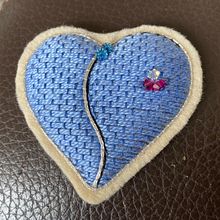 Mon projet du cours : Introduction à la technique de la broderie d'or . % Hélène Rose tarafından hazırlanan Geleneksel illüstrasyon, Ve Nakış projesi - 02.19.2024