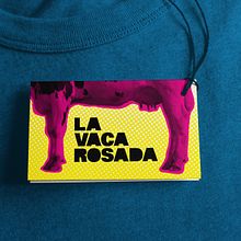 La Vaca Rosada - Diseño de recursos gráficos para enriquecer tu marca. Un proyecto de Dirección de arte, Br, ing e Identidad, Diseño gráfico y Packaging de Danny González Chísica - 14.02.2024