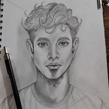 Mi proyecto del curso: Cuaderno de retratos a línea con grafito. Projekt z dziedziny  Sztuki piękne, Sketching, Portrety i Sketchbook użytkownika Rodrigo Villalva - 24.02.2024