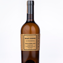 Porfidio - Helmut x Porfidio (white wine). Design, Arts, Crafts, Br, ing & Identit project by Martin Grassl - 02.28.2024
