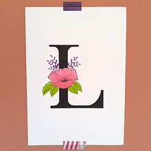 Lettering. Traditional illustration, Lettering, and Pencil Drawing project by Elka F Leonel - 03.04.2024