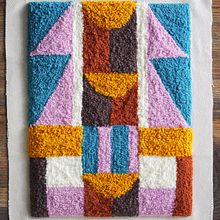 My project for course: Punch Needle Techniques for Custom Accessories. Un progetto di Artigianato, Ricamo, Fiber Art, DIY, Punch needle e Textile Design di weronika_kolago - 09.03.2024