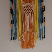 Mi proyecto del curso: Macramé: técnicas de tejido envuelto. Arts, Crafts, Decoration, Fiber Arts, Macramé, Textile D, eing, and Textile Design project by Carol Anderson Lorca - 03.09.2024