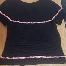 Mi proyecto del curso: Crochet: diseña prendas y patrones con tejido circular. Un progetto di Design di accessori, Fashion design, Fiber Art, DIY e Uncinetto di Ingrid Quevedo - 13.03.2024