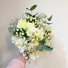 My project for course: Floral Bouquet Creation for Beginners . % Cristina Popovici tarafından hazırlanan İç Tasarım, Pe, zaj Mimarisi, Dekoras, on, Kendin Yap, Ve Çiçek ve Bitki Tasarımı projesi - 03.14.2024