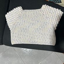Mi proyecto del curso: Prendas a crochet llenas de color y textura. Fashion Design, Fiber Arts, Crochet, and Textile Design project by Carolina L Tobón Prieto - 03.15.2024