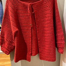 Meu projeto do curso: Top-down: roupas de crochê sem costura. Un proyecto de Diseño de moda, Tejido, DIY, Crochet y Diseño textil de larisa_gorini - 16.03.2024
