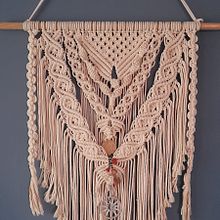 Mi proyecto del curso: Muestrario de nudos de macramé. Un progetto di Design di accessori, Artigianato, Fiber Art, Macramè e Textile Design di Luz Angela Orjuela Z - 10.03.2023