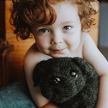 My project for course: Knitting Realistic Stuffed Animals: Make a Puppy from Yarn. Un progetto di Fiber Art, DIY, Maglia e Textile Design di jessica_heathfield - 20.03.2024