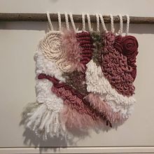 Mi proyecto del curso: Introducción al latch hooking y locker hooking. Een project van  Interieurdecoratie, Textiel y Textielontwerp van Sandra Armendáriz - 24.03.2024