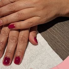 Mi proyecto del curso: Introducción al nail art Ein Projekt aus dem Bereich Design, Traditionelle Illustration, Malerei, Musterdesign und Dekoratives Malen von mferrerquintero - 23.02.2024