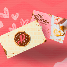 Pri Teixeira Biscoitos. Un proyecto de Br, ing e Identidad, Diseño gráfico, Diseño de logotipos y Pattern Design de Guilherme Diehl - 13.03.2024