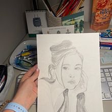 Mi proyecto del curso: Cuaderno de retratos a línea con grafito. Un proyecto de Bellas Artes, Bocetado, Dibujo, Dibujo de Retrato y Sketchbook de timofeli_work - 27.03.2024