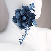 Anemone flower (upcycled denim). Fashion Design, and Textile Design project by Svetlana Faulkner - 03.28.2024