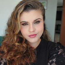 Meu projeto do curso: Introdução a técnicas de maquiagem profissional. Un progetto di Cinema, video e TV, Direzione artistica, Fashion design e Fotografia di moda di Ana Luísa Baldani Miranda - 26.03.2024