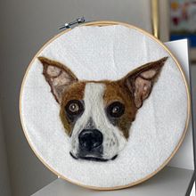 My project for course: Needle Felting: Paint Portraits with Wool. Arts, Crafts, Fiber Arts, Naturalistic Illustration, Needle Felting, and Textile Design project by letycastro - 03.31.2024
