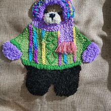 Mi proyecto del curso: Diseño y bordado de muñecos con aguja mágica Ein Projekt aus dem Bereich Stickerei, Dekoration von Innenräumen, Art To und Textildesign von Soledad Romero - 25.03.2024