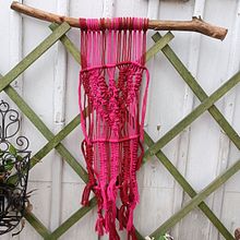 My project for course: Macramé for Beginners: Explore the Art of Knots. Projekt z dziedziny Projektowanie dodatków, Craft, Projektowanie wnętrz,  Dekoracja wnętrz,  Tkactwo i Makrama użytkownika Jaana Lehtinen - 02.04.2024