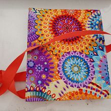 Mi proyecto del curso: Creación de un scrapbook de ilustración. Projekt z dziedziny Trad, c, jna ilustracja,  Malarstwo,  Kolaż, Papercraft, Kreat, wność,  Introligatorstwo, DIY i Sketchbook użytkownika ORFA FERRADA ABE - 05.04.2024