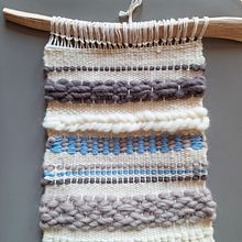 LE VIE DELLA LANA. Un progetto di Artigianato, Interior Design, Fiber Art, Tessitura, DIY e Textile Design di Cristina Gibellini - 06.04.2024