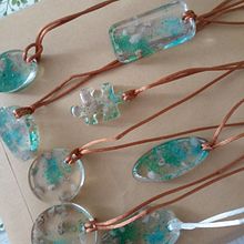 My project for course: Resin Jewelry Design. Accessor, Design, Arts, Crafts, Jewelr, Design, and DIY project by lizuza - 04.08.2024