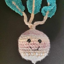 Mon projet du cours : Initiation au crochet : créez un amigurumi à croquer. Arts, Crafts, To, Design, Fiber Arts, DIY, Crochet, and Amigurumi project by Adeline Bdt - 04.09.2024
