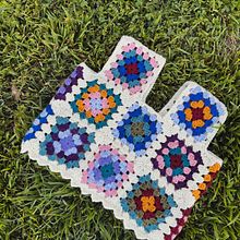 Multicolored Granny Square Vest Tank. Crochet, Fashion Design, Fiber Arts, Arts, and Crafts project by Grace Xu - 04.09.2024