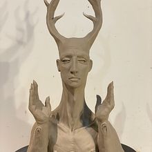 The Perishable Crown. Un proyecto de Escultura de Alexandra Messimer - 09.04.2024