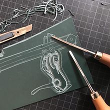 Linocut print Art Bird . Un projet de Illustration traditionnelle, Artisanat, Beaux Arts, Créativité , et Estampe de Katja - 01.01.2024