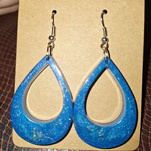 Mi proyecto del curso: Diseño de joyería en resina. Un progetto di Design di accessori, Artigianato, Design di gioielli e DIY di Manuel Palazón Speckens - 16.04.2024