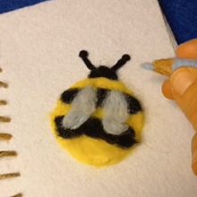 Mi proyecto del curso: Animación stop motion con needle felting. Photograph, Animation, Arts, Crafts, Video, Stop Motion, Fiber Arts, and Needle Felting project by Esperanza Martínez Montes - 03.16.2024