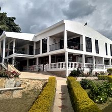 Mi proyecto del curso: Diseño y modelado arquitectónico 3D con Revit. 3D, Architecture, Interior Architecture, 3D Modeling, Digital Architecture, and ArchVIZ project by John anderson Leon Gutierrez - 04.17.2024