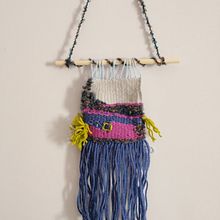 Il mio progetto del corso: Tapestry decorativo su telaio a chiodi: esplora texture e volumi. Un proyecto de Diseño de complementos, Artesanía, Decoración de interiores, Interiorismo, Tejido y Diseño textil de Marianna Langellotti - 19.04.2024