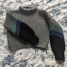 My project for course: Creating Garments Using Crochet. Fashion Design, Fiber Arts, DIY, Crochet, and Textile Design project by krummelq - 04.21.2024