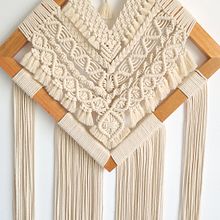 Mi proyecto del curso: Introducción al tapiz de macramé. Accessor, Design, Arts, Crafts, Fiber Arts, Macramé, and Textile Design project by marianabelm - 04.22.2024