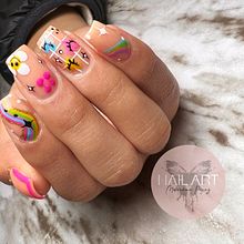 Mi proyecto del curso: Introducción al nail art. Un projet de Design , Illustration traditionnelle, Peinture, Création de motifs , et Peinture décorative de marianavillada2207 - 23.04.2024