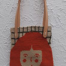 Mi proyecto del curso: Tapestry: técnica de crochet para dibujar con hilos. Accessor, Design, Pattern Design, Fiber Arts, DIY, Crochet, and Textile Design project by Lorena Dávila - 05.06.2024
