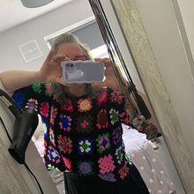 My project for course: Granny Square Crochet: Make Your Own Sweater. Fashion Design, Fiber Arts, DIY, Crochet, and Textile Design project by Sally de Witt - 05.06.2024
